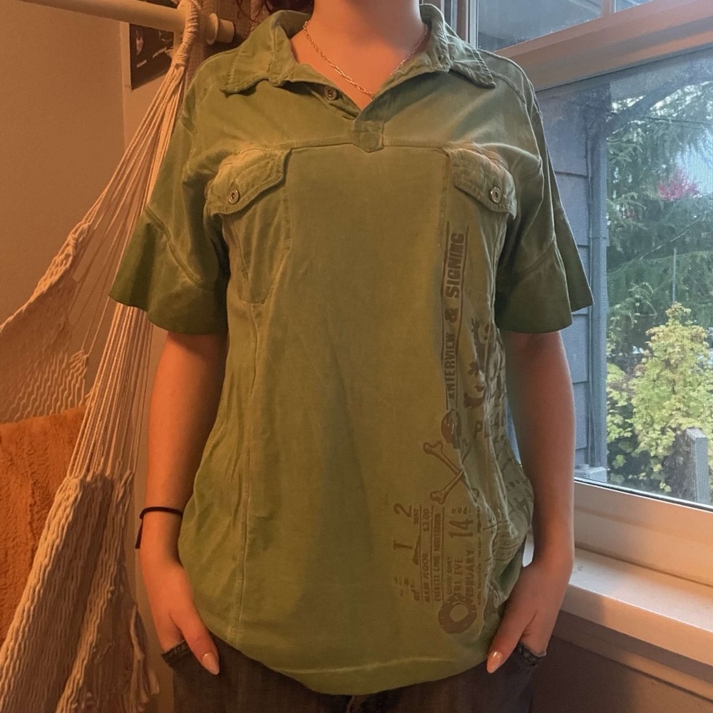 Vintage point zero graphic collard T-shirt